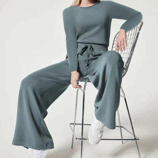 Ana - Fleece Jumpsuit mit Gürtel und weitem Bein