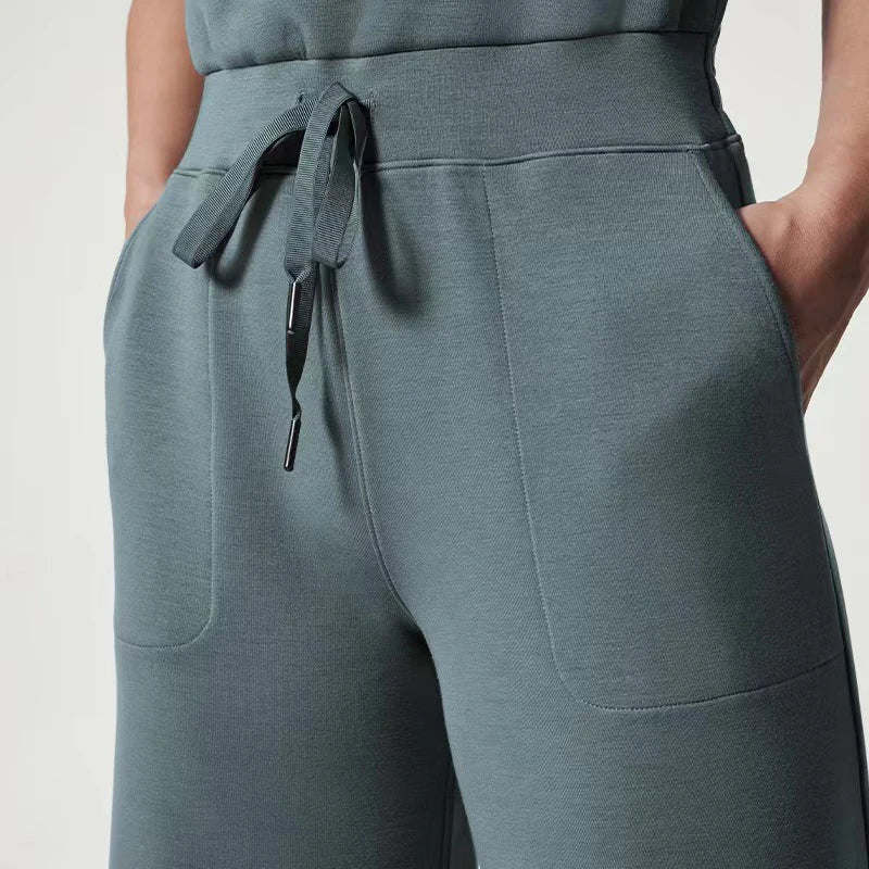 Ana - Fleece Jumpsuit mit Gürtel und weitem Bein