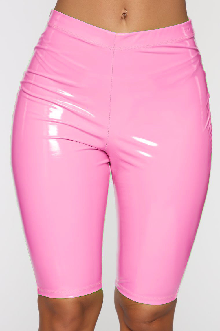 Hochtaillierte Leder-Leggings – Figurformend & Elegant