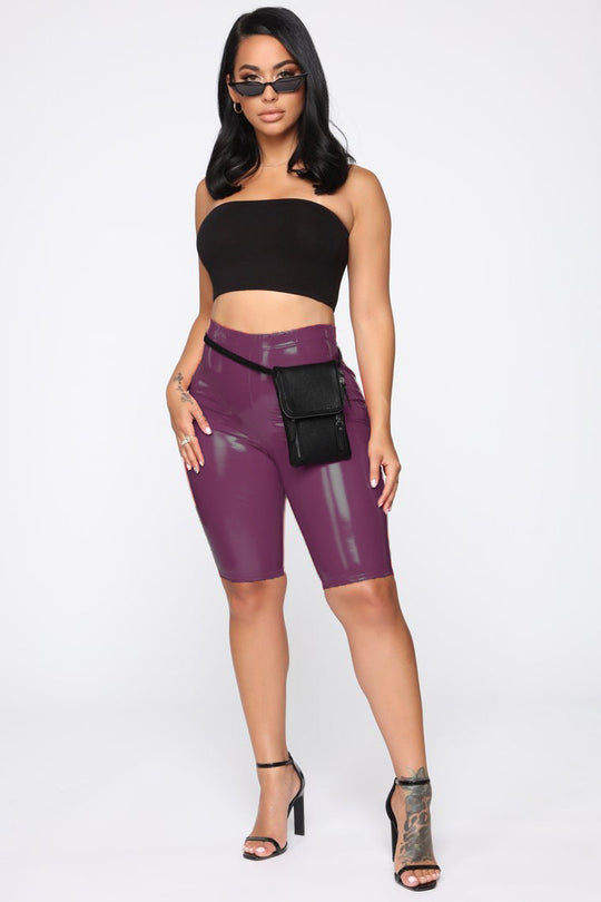 Hochtaillierte Leder-Leggings – Figurformend & Elegant