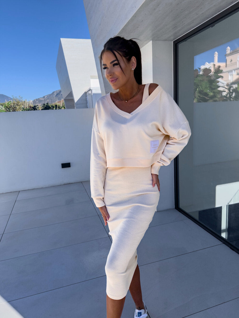 Andrea™ - Lässiger Crop Pullover und Kleid Set