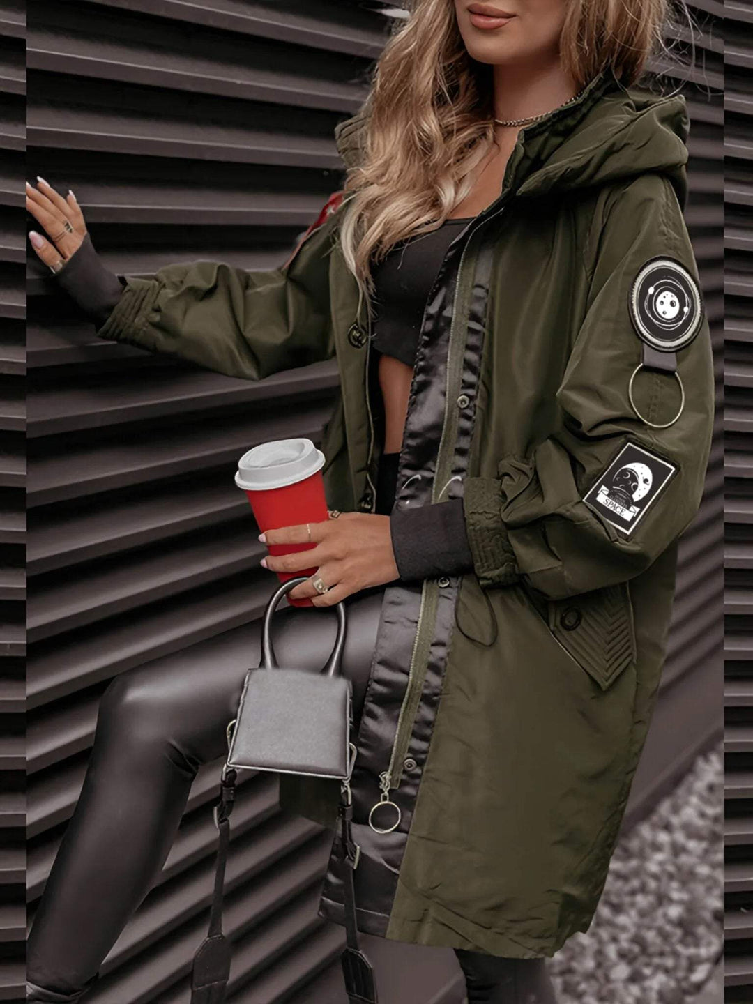 Winterparka mit Kapuze