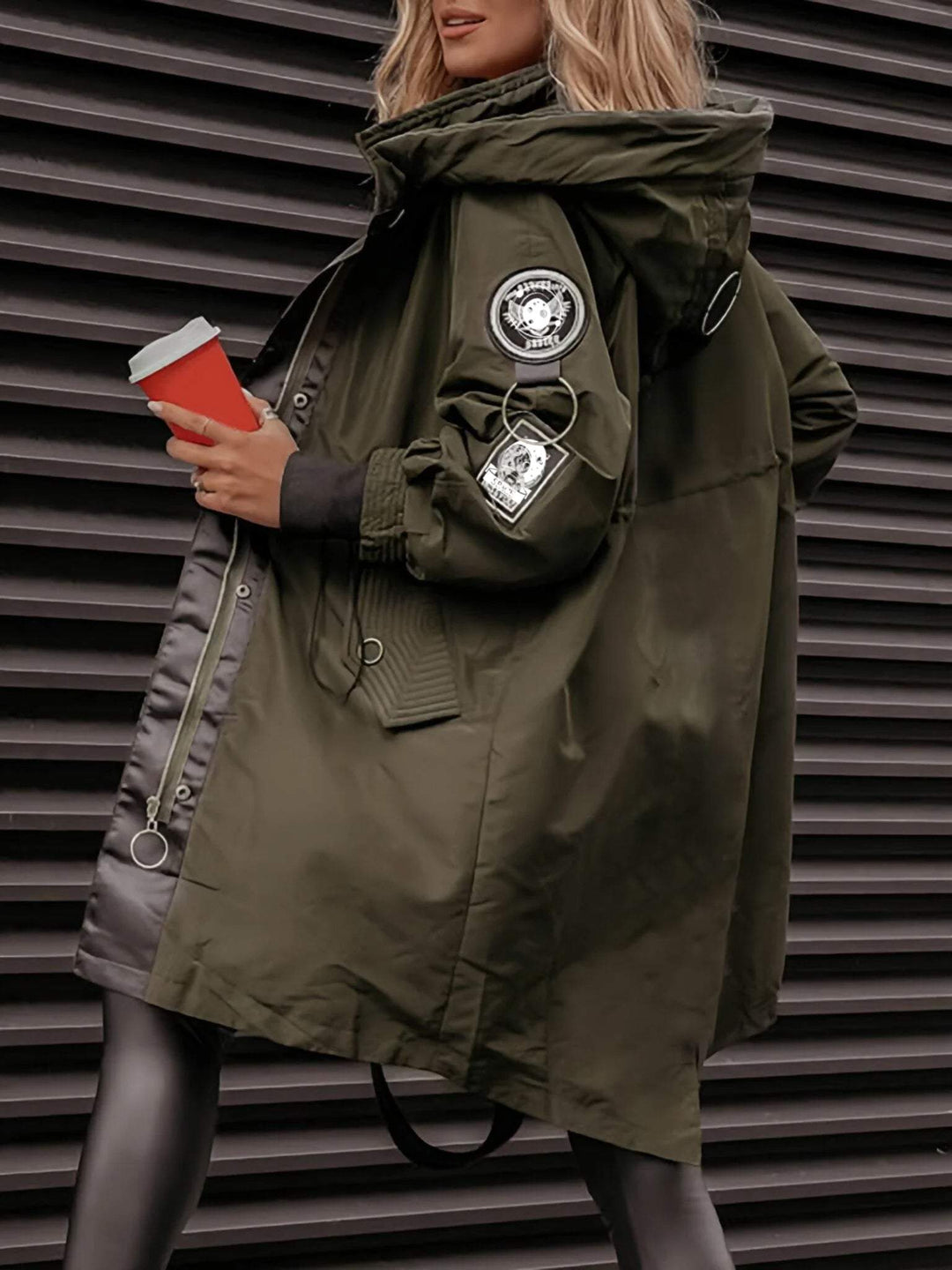 Winterparka mit Kapuze