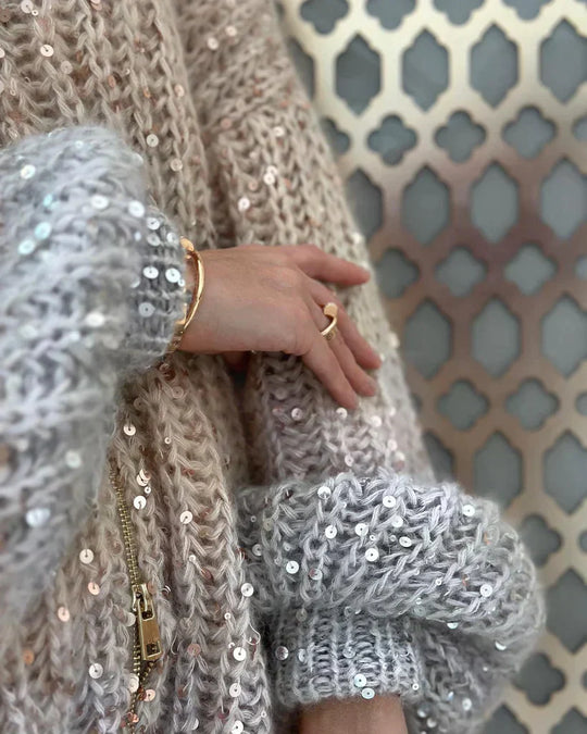 Lola™ | Der elegante, glitzernde Seiden-Cardigan-Pullover